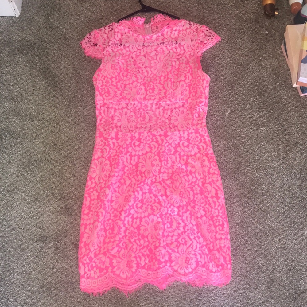 Dolce Vita pink lace dress